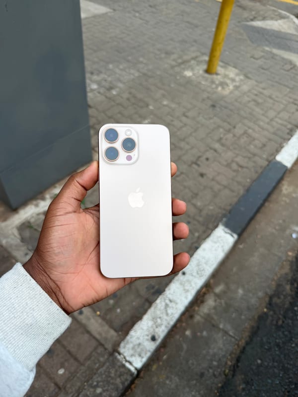 iPhone 16 Pro Max